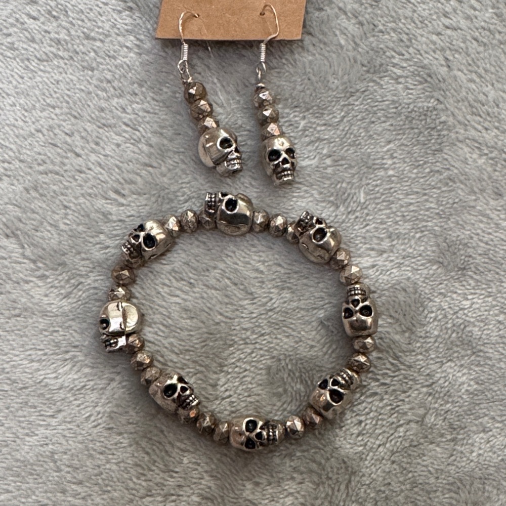 Silver Skull Beaded Bracelet and Earring Set